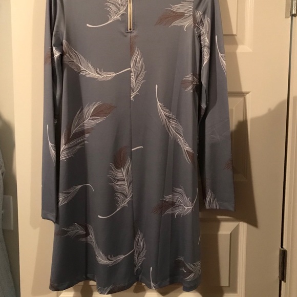 B. Boutique by Evergreen blue with feathers tunic - Picture 8 of 16